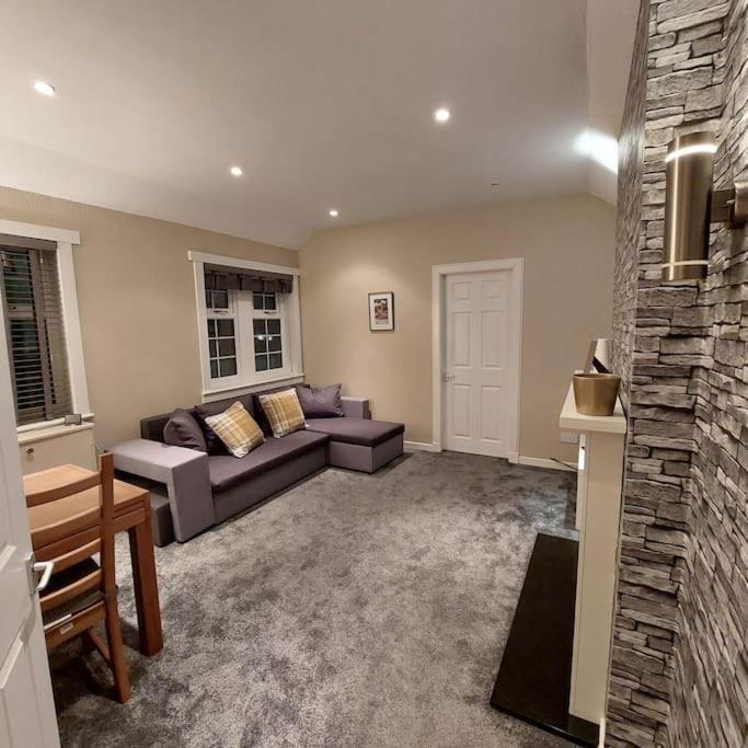 Crossways Cottage Quirky 2 Bedroom Cottage In Central Peebles Exterior photo